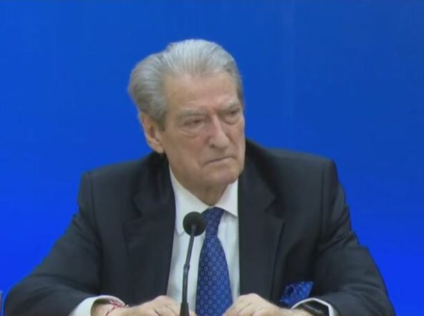 “Zero tolerancë ndaj krimit dhe korrupsionit”/ Berisha: Balluku ka menaxhuar mbi 12 mld euro, janë investuar vetëm 1.3