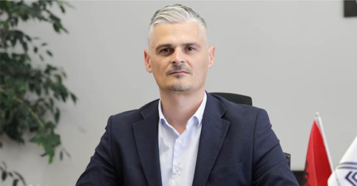 Zëvendësoi shefin e arrestuar në krye të ARRSH, drejtori shkodran Gentian Gjyli paraqitet në SPAK…