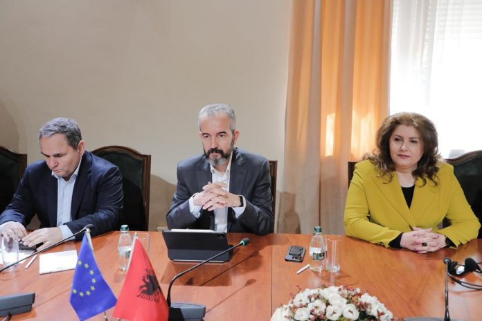 Zgjedhjet e 11 majit/ Këshilli i Europës mision në Shqipëri, takim me trupat e KQZ, KAS dhe Komisionin Rregullator