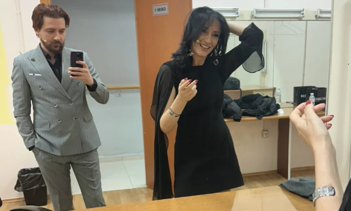 Zhaku dedikim të veçantë Kastro Zizos: Të dua shumë, e lumtur që jemi bashkë