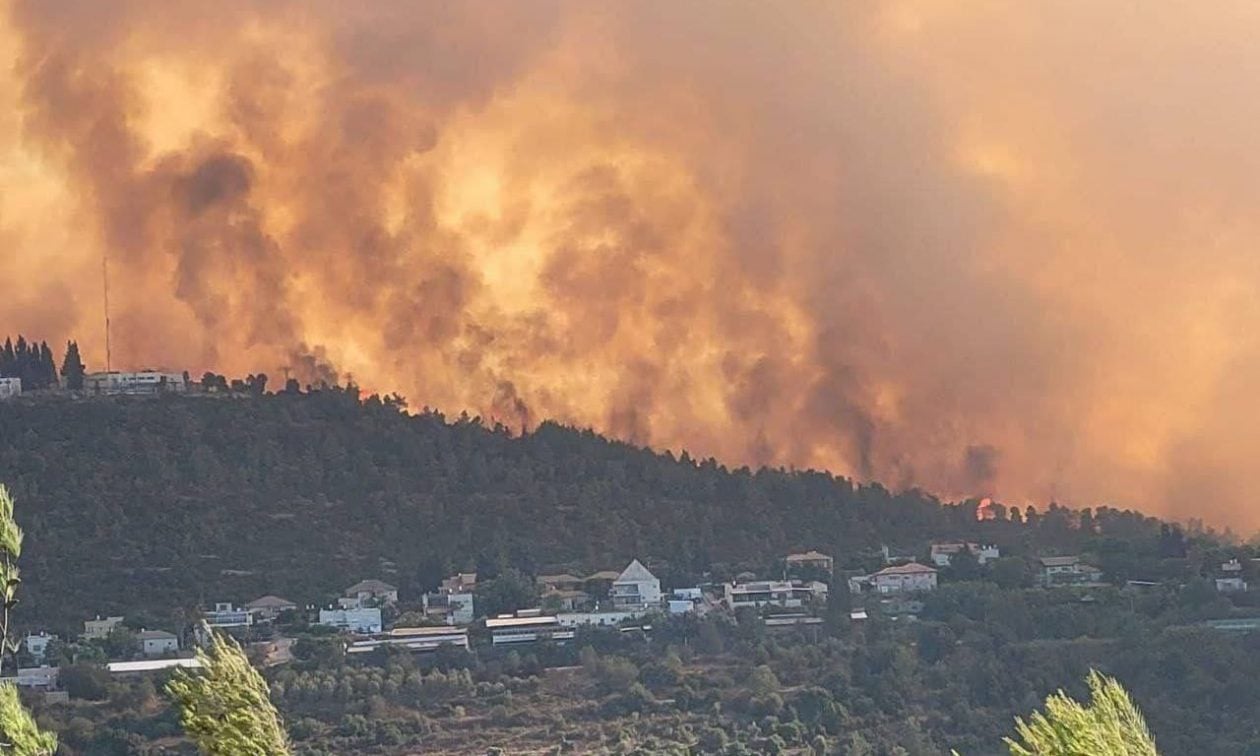 Zjarre të fuqishme rrethojnë Jerusalemin, dyshohen të qëllimshme, Hamasi: Digjni shtëpitë e kolonëve