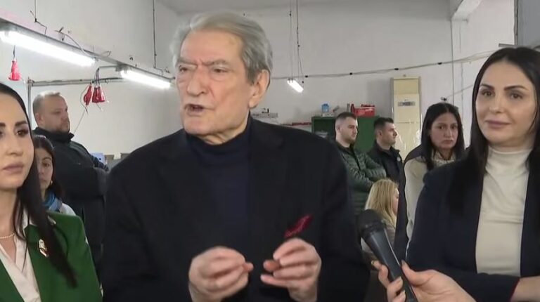 “Zotohem se energjia do të paguhet me 6 lekë”/ Berisha takim me bizneset: Shqipëria do të ketë çmimin më të lirë