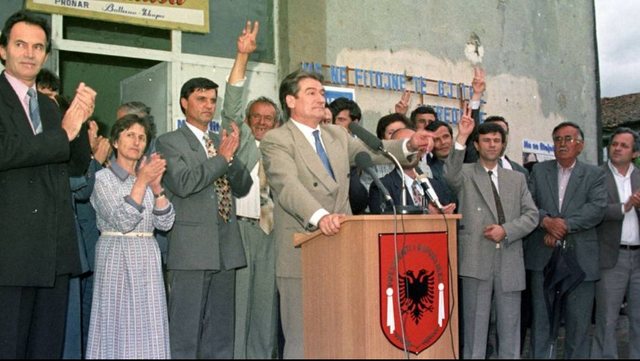 26 maji 1996, dita kur Sali Berisha dënoi me “vdekje” zgjedhjet e lira në Shqipëri dhe masakroi opozitën, ja çfarë…