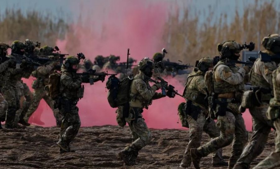 Akuzohet për spiunazh në operacionet e NATO-s, burgoset një burrë në Greqi