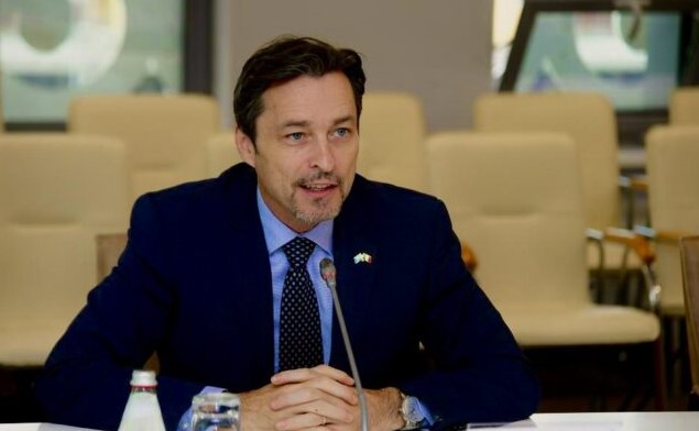 Ambasadori Alberti tregon shifrat: 800 italianë studiojnë në Shqipëri