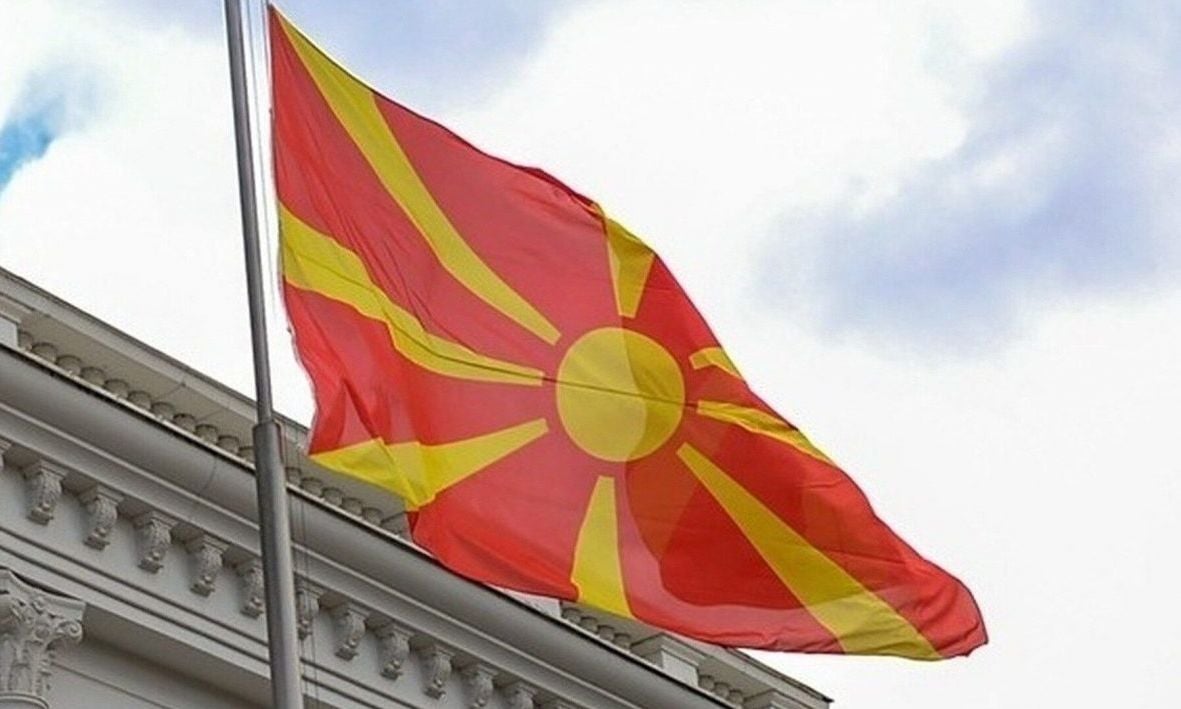 Antonio Costa i bën thirrje Shkupit të ndryshoje Kushtetutën për të nisur negociatat me BE