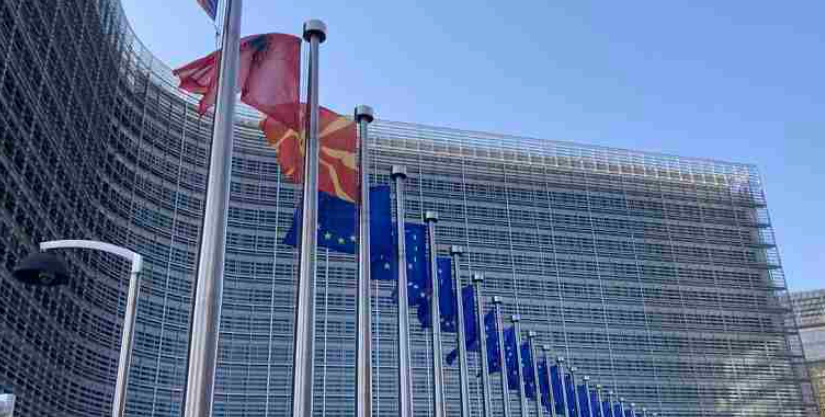 Apple gjobitet me 500 milionë euro dhe Meta me 200 milionë euro, për shkelje të ligjit të BE-së