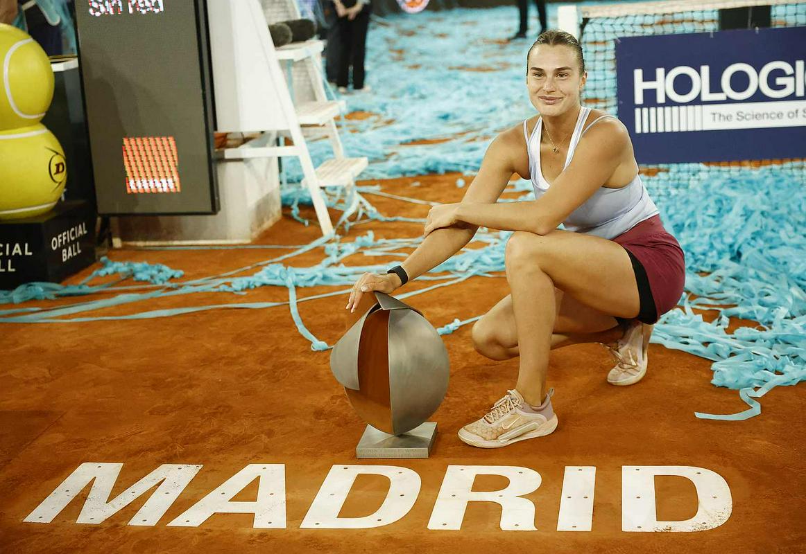 Aryna Sabalenka dhe Casper Ruud triumfojnë në turneun Masters të Madridit