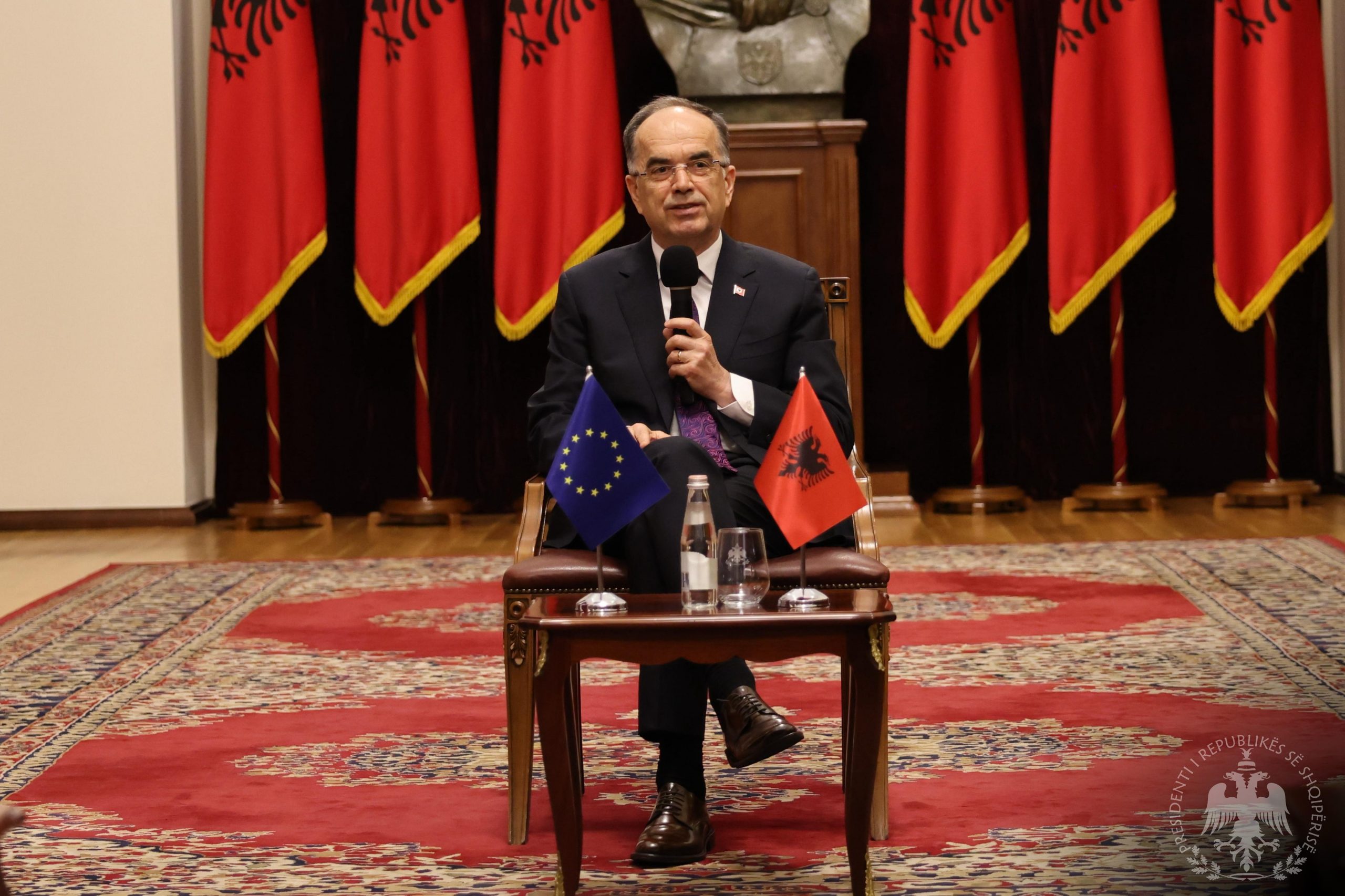 Begaj mesazh shqiptarëve: Vota është zëri juaj, kthejeni 11 majin në ditë feste!