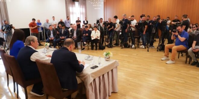 Berisha: Edi Rama është delja e zezë e Europës! Kredencialet e tij u dogjën para zgjedhjeve!