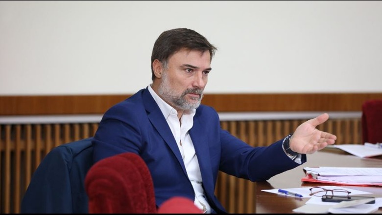 “Berisha i dha 12 mandate në tavolinë Ramës”, Alibeaj fajëson sistemin zgjedhor: PD po degradon!