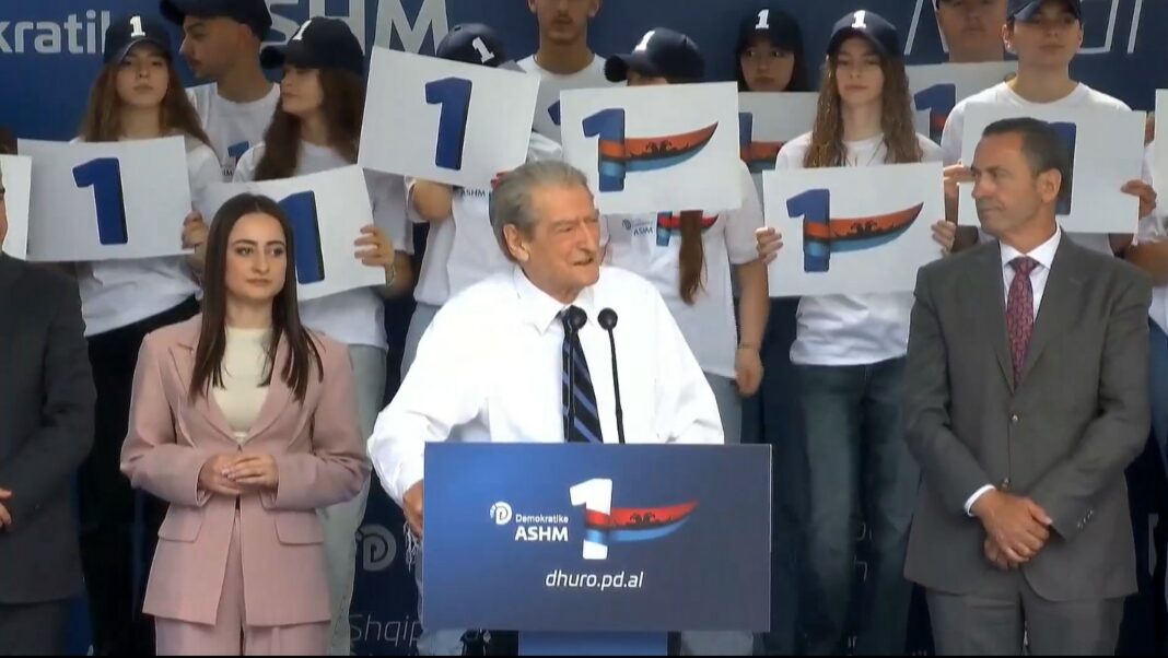 Berisha në fushatë nga Tropoja: Brenda 100 ditësh do çrrënjosim varfërinë, Shqipëria qeveriset nga një “argat i Vuçiçit”