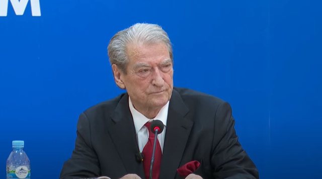 Berisha nga selia e PD-së: Kjo do të jetë konferenca ime e fundit si kryetar opozite