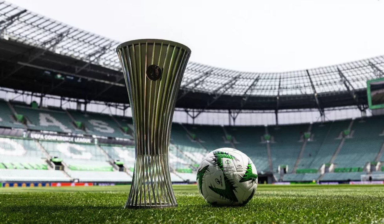 Betis-Chelsea, formacionet zyrtare të finales. Pellegrini dhe Maresca nuk lënë vend për surpriza