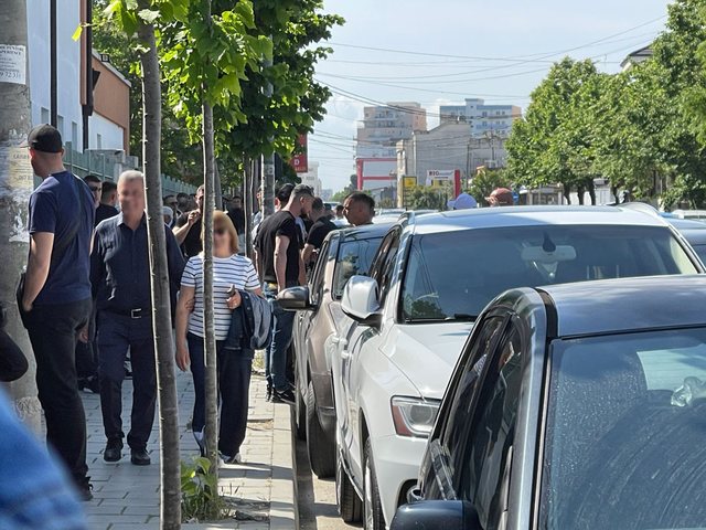 BIRN: Krimi i organizuar “orientoi” votën në Durrës