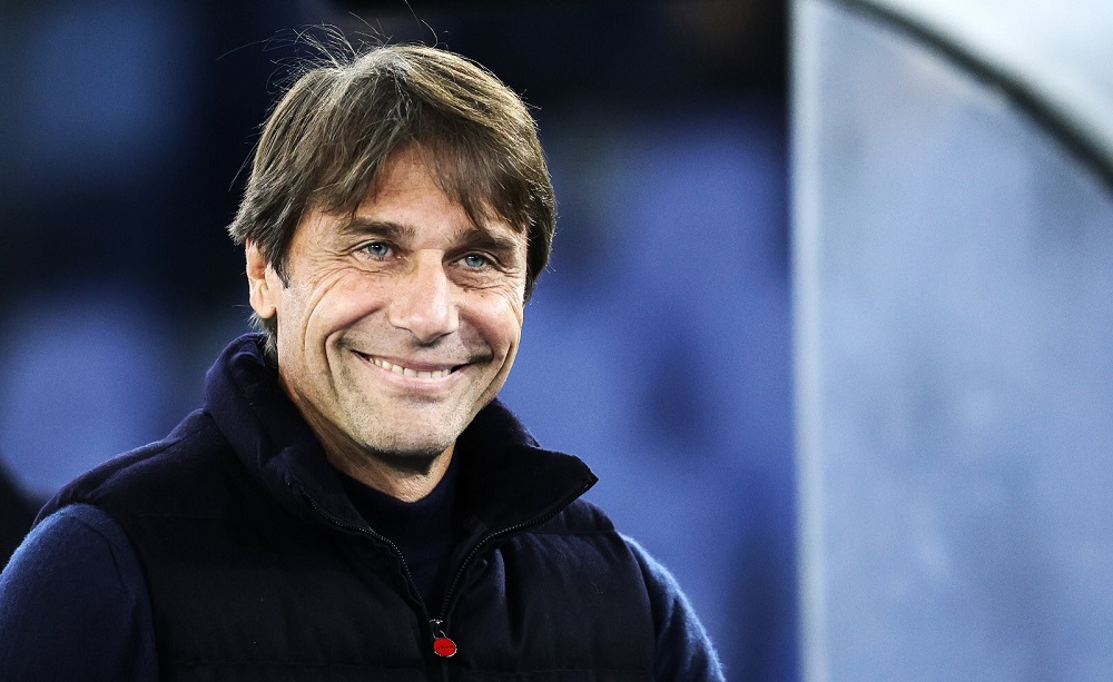 Conte dhe ndeshja e titullit që do ta përjetojë si “spektator”. Napoli frenon festën, por jo përgatitjet speciale