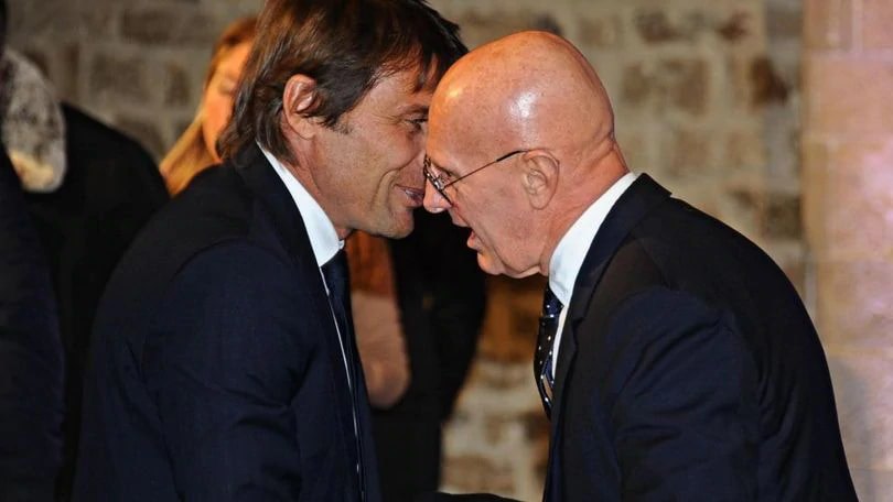 “Conte është një vlerë e shtuar, si pak të tjerë. Shpresoj të vendosë të qëndrojë te Napoli”