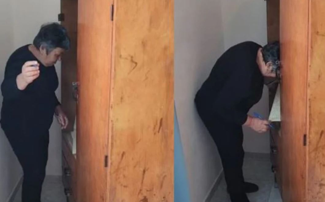 Çudira shqiptare! Të votosh në dollap