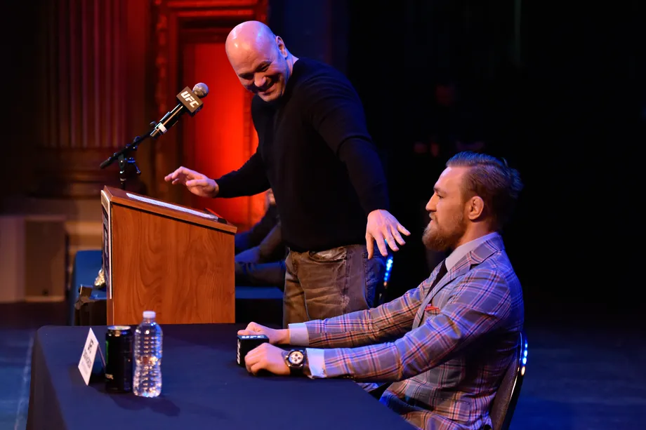 Dana White: Në horizont nuk ka asnjë sinjal për rikthimin e McGregor në kafaz