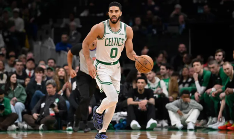 Dëmtohet Jayson Tatum, NBA humbet një ndër yjet kryesorë