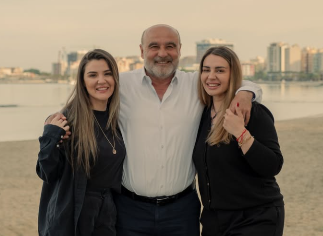 Deputeti i PS: Kush ka vajza, botën ka!