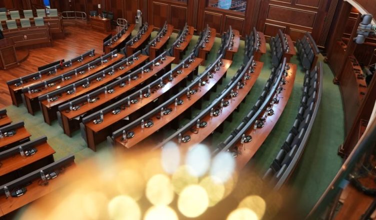 Dështon edhe seanca e nëntë për konstituim, rrëzohet propozimi për votim të fshehtë