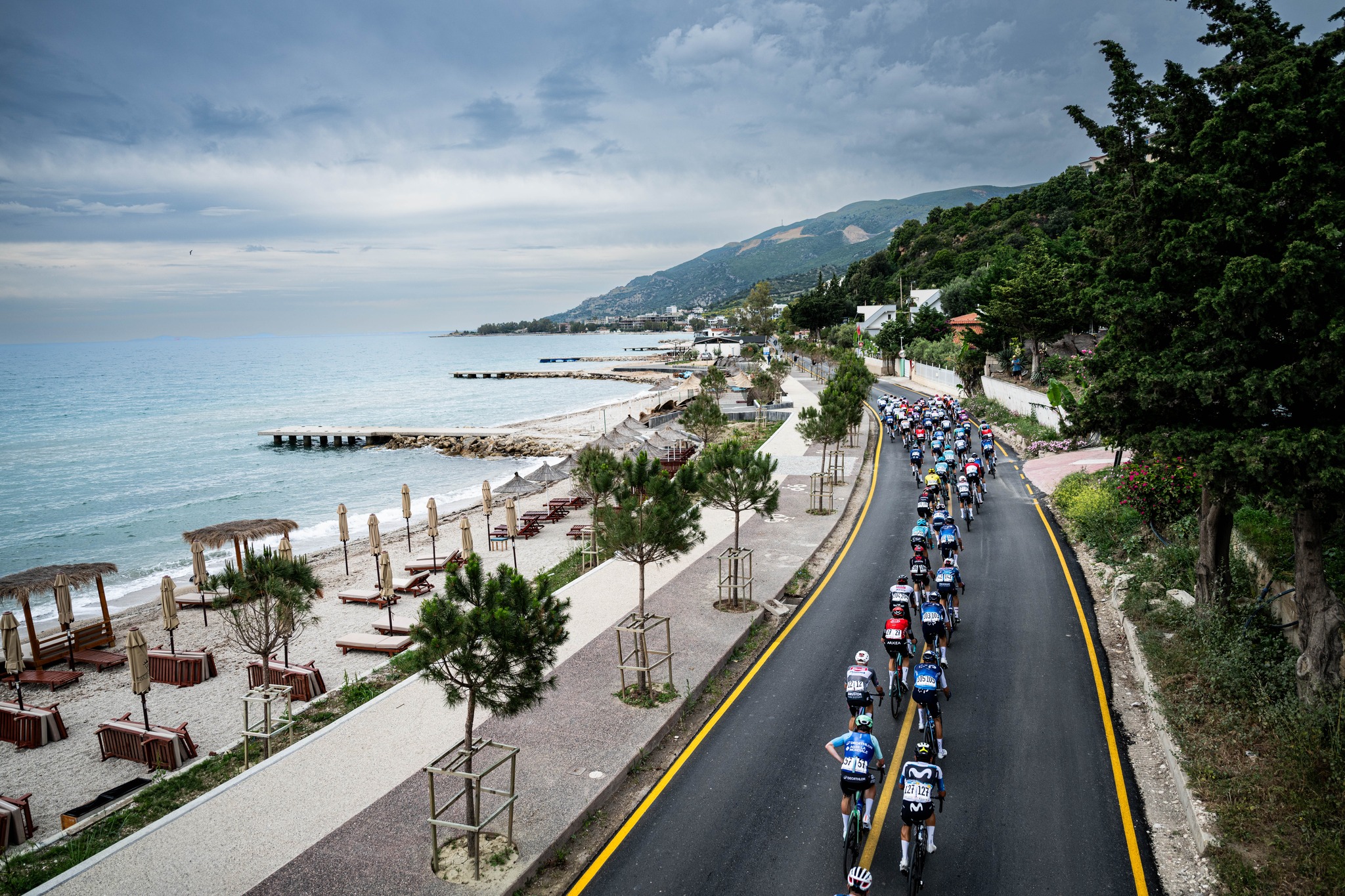 Dy charter për pilotët, kamionët në anije, ja se si Xhiro e Italisë i thotë “lamtumirë” Shqipërisë