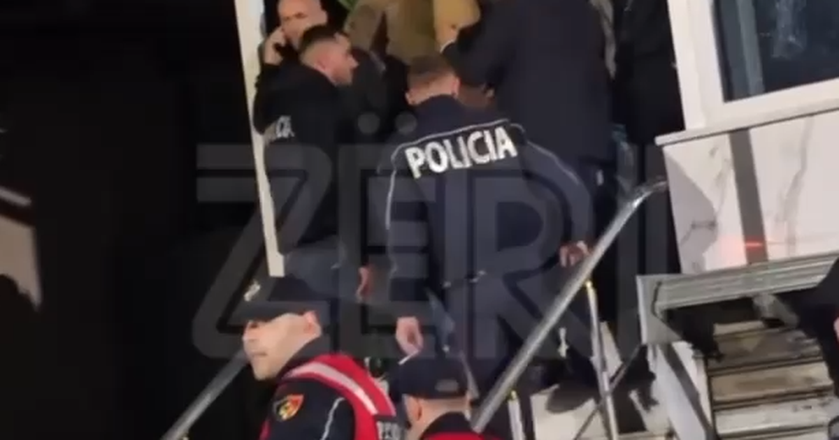 Dyshime për shitblerje votash/ Bllokohen brenda makinës së tyre dy persona në Maqellarë, mes tyre biznesmeni Fiqiri Pali