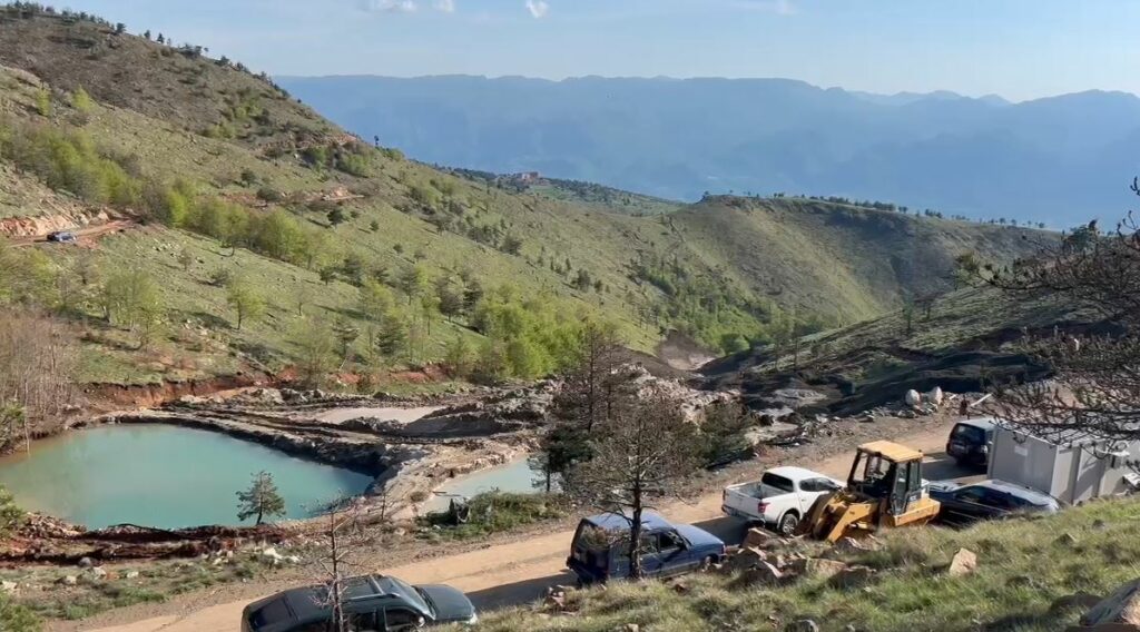 E zuri masivi i dheut, gjendet pas një jave trupi i Ardit Beshirit