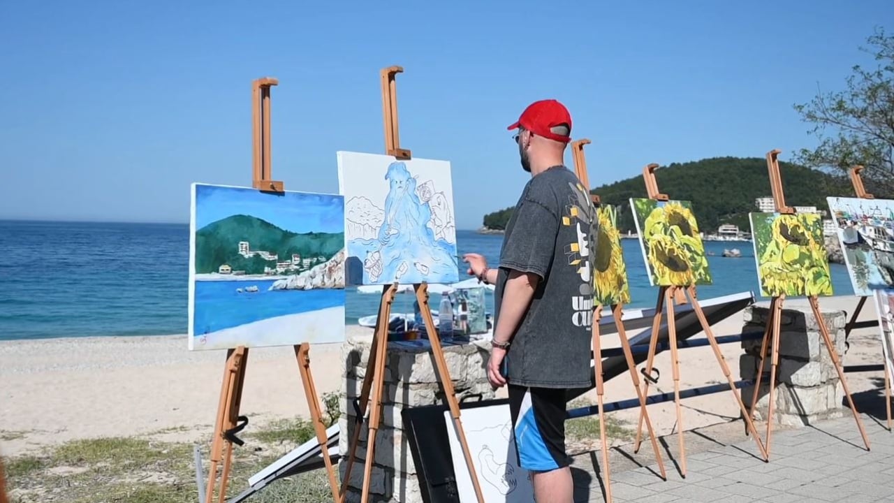 Ekspozita “ngjyrat e Himarës”/ Mesazhet e 20 piktorëve në çeljen e sezonit turistik