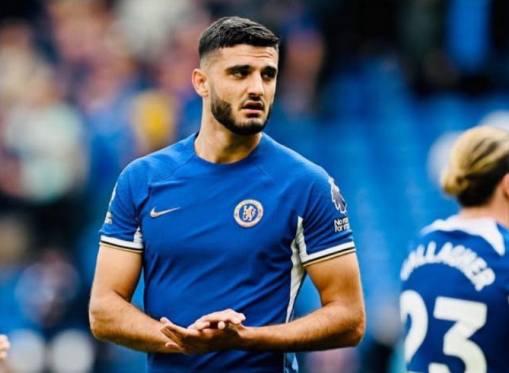 Everton kthen Brojën te Çelsi në fund të sezonit