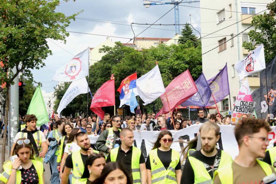 Evropa nuk do t’i njohë zgjedhjet e vjedhura, Vuçiç merr një “shuplakë” paraprake nga Parisi dhe Berlini