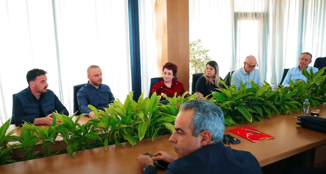 FSHF & Bashkia Kavajë do të rindërtojnë së bashku stadiumin e Besës, miratohet projekti fitues