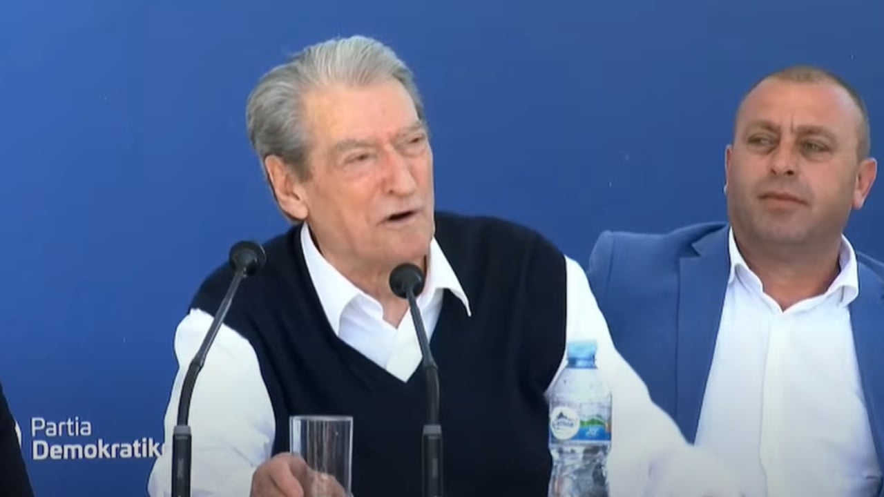 Fushata elektorale/ Berisha takim me fermerët e Dimalit: Ballkani i Hapur do të hidhet në koshin e plehrave në javën e parë