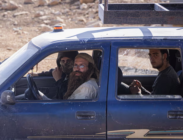 Grupet ekstremiste të Izraelit përzënë familjet palestineze nga Bregu Perëndimor