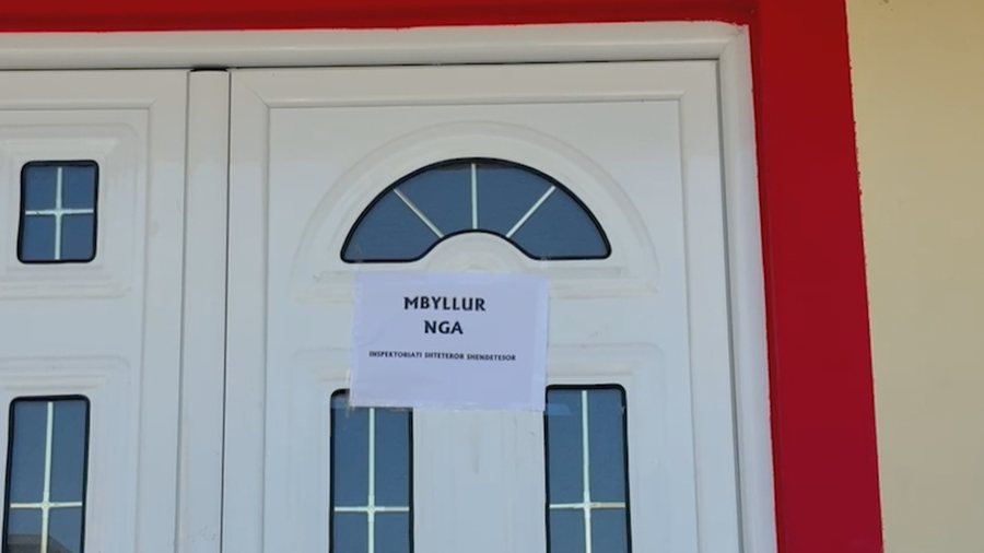 Helmimi në Gramsh, AKU: Vezët u kontaminuan në ambientet e kopshtit