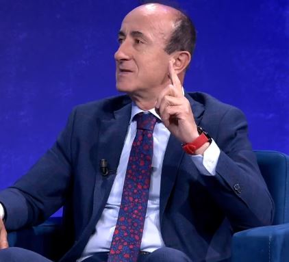 “Herën tjetër do shkoj me një propozim”/Deputeti ‘rrëfehet’ pse nuk ishte sot në seancë:Opozita vazhdon të jetë viktimë