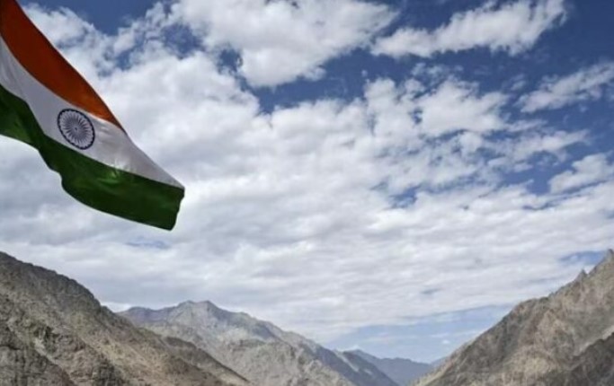 India mbyll hapësirën ajrore për avionët pakistanezë deri më 23 maj