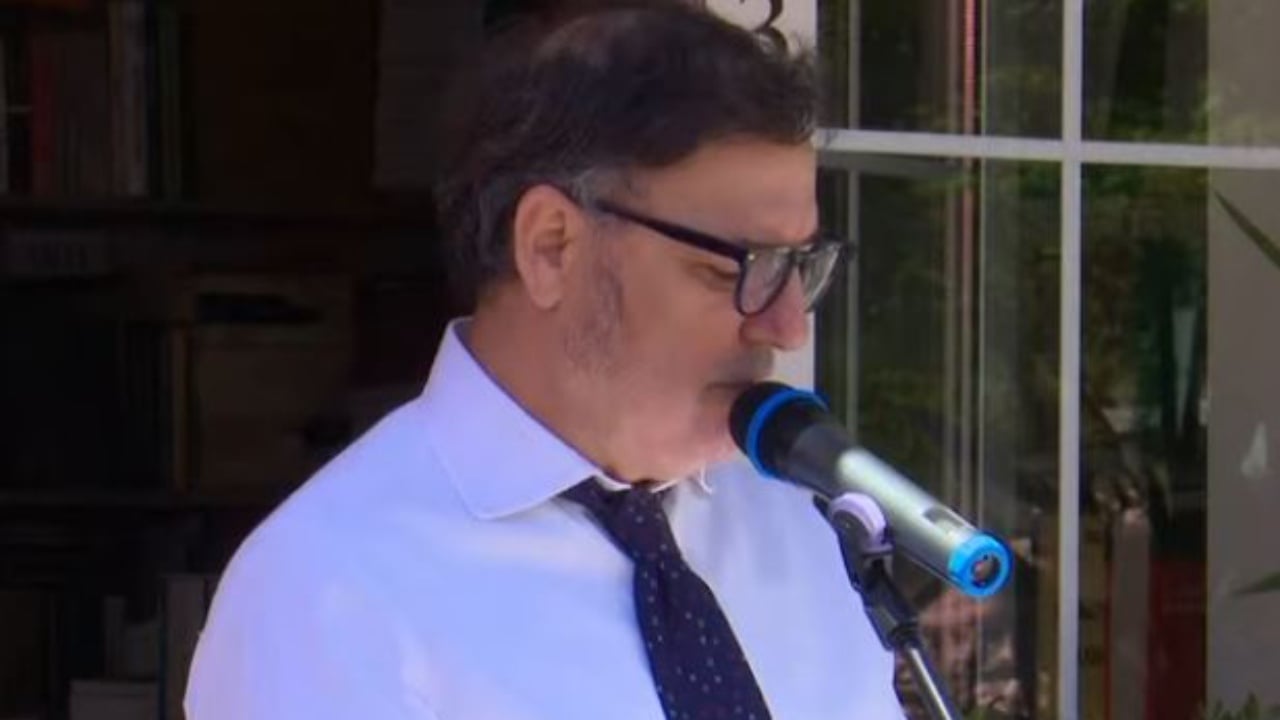 “Ishte vëllai im prej një jete, unik dhe mik i shquar”, Artan Shkreli fjalim prekës në ceremoninë mortore në nder të Artan Lames