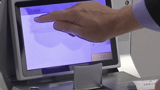 Janë numëruar 3 kuti votimi në Gjirokastër.