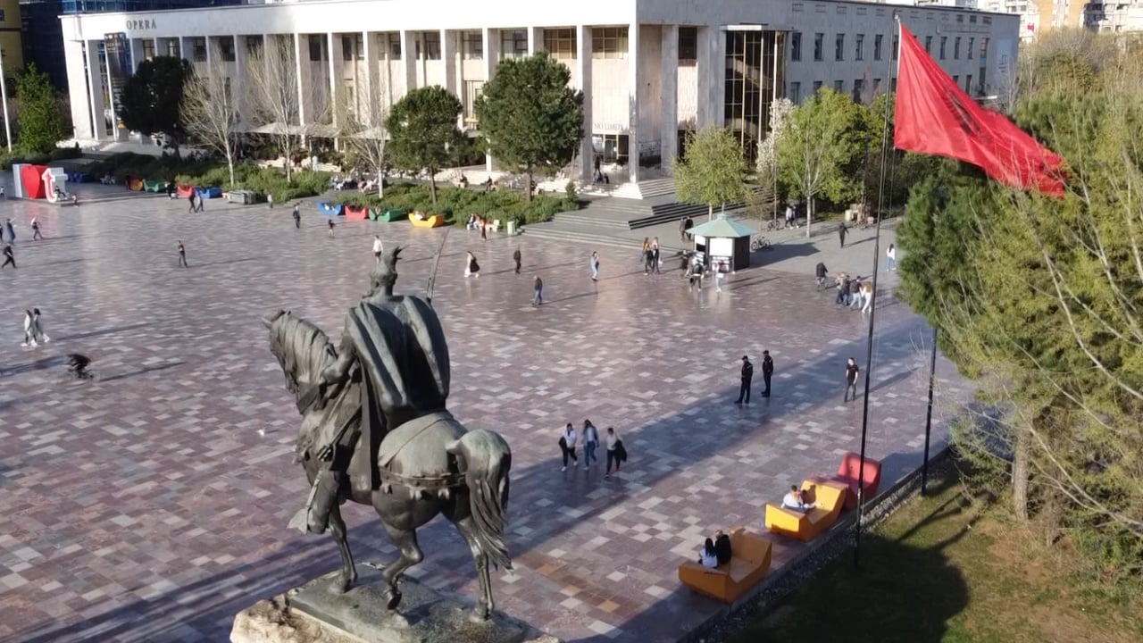 Java nis me temperatura deri në 29 gradë C, si parashikohet moti për këtë të hënë