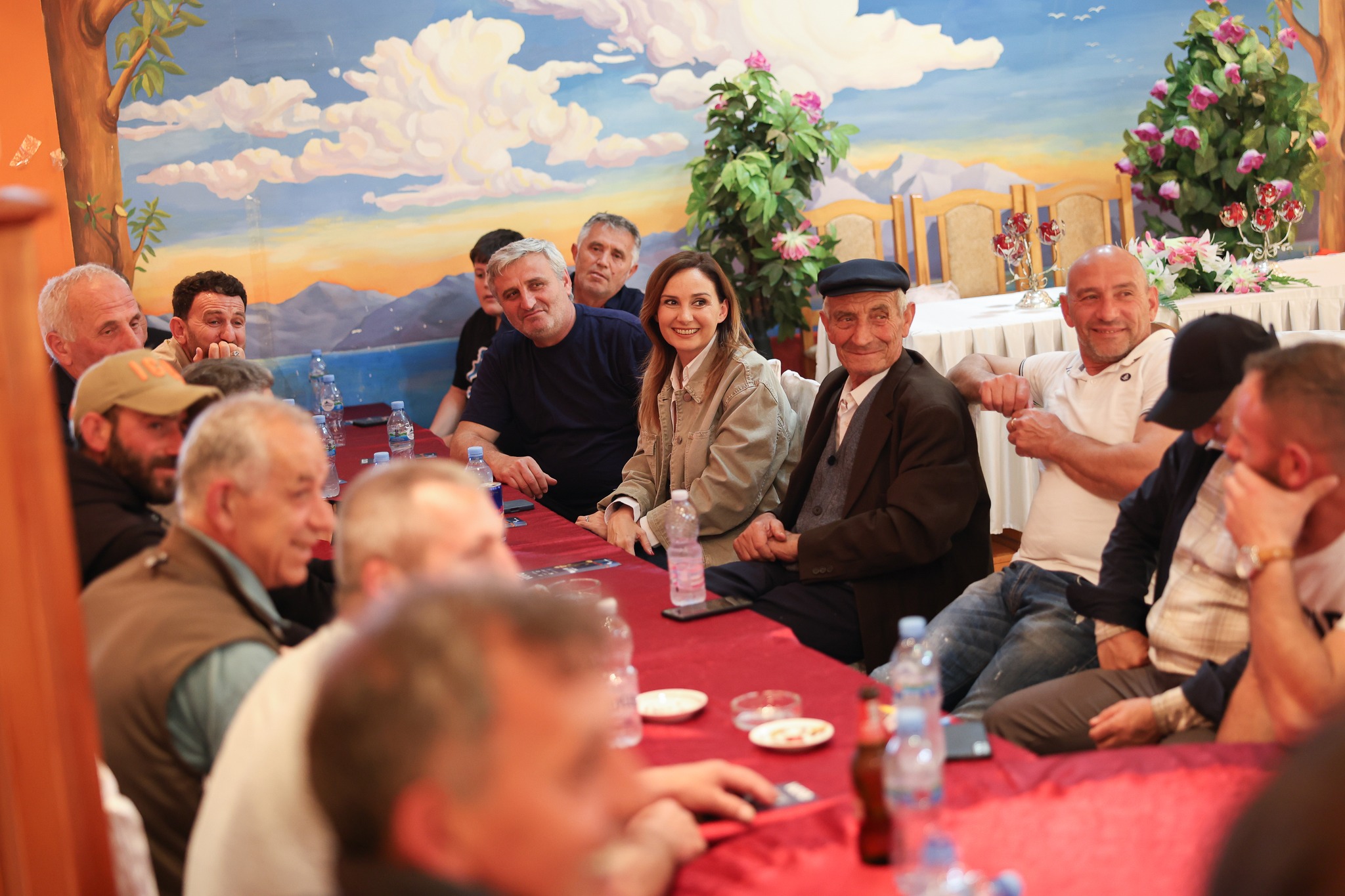 Jorida Tabaku në takime intensive