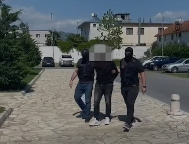 Kapet i shpalluri në kërkim ndërkombëtar nga Spanja