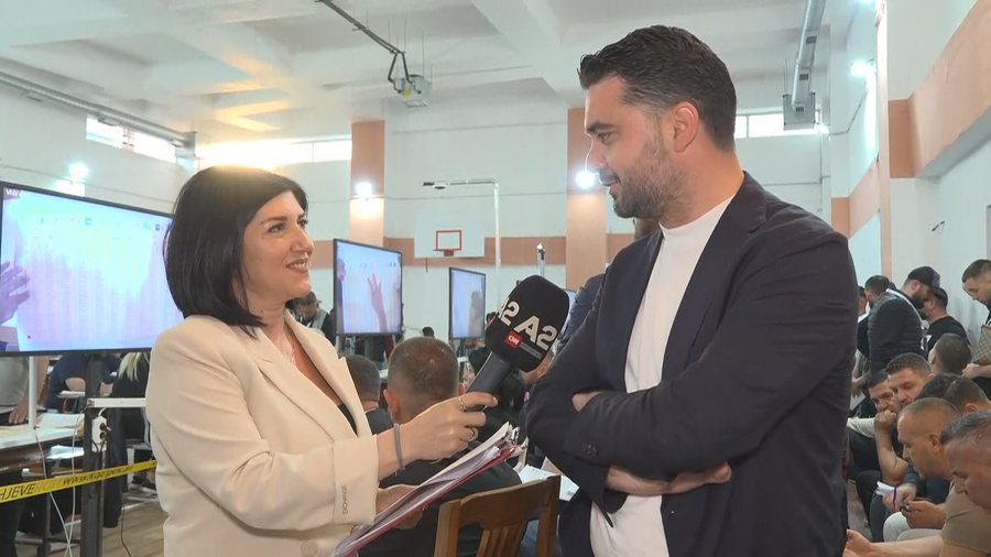 Kavaja sërish “blu”, por Qosja ‘zhgënjen’ Berishën: Gati të bashkëpunojmë me qeverinë e majtë