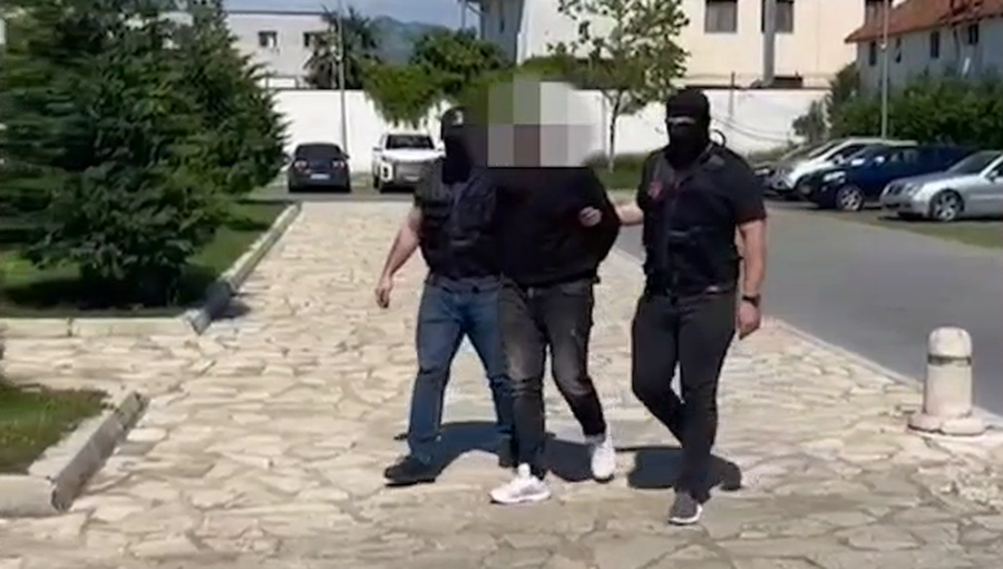Kërkohej në Spanjë për kultivim kanabisi, arrestohet 28-vjeçari në Shkodër