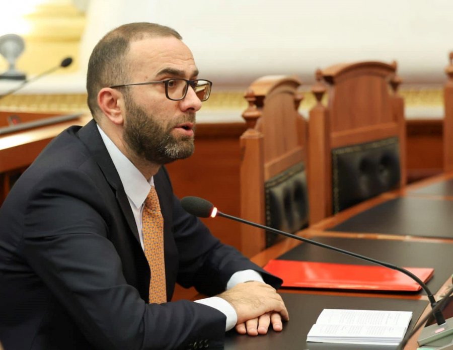 KESH kërkon deklarimin fajtor të Bardhit/ Avokatët: Qëllimi i deklaratave ka qenë mbrojtja e buxhetit të shtetit…