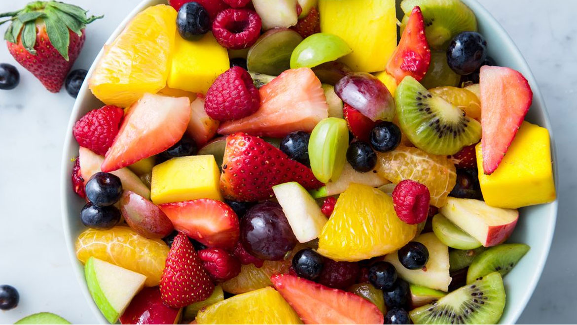 Këto janë frutat që ju ndihmojnë të humbni peshë