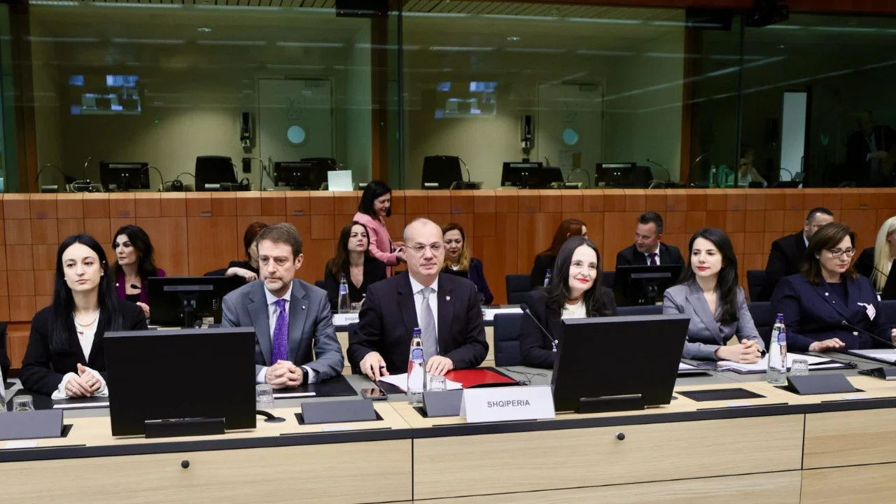 Konferenca e 5-të Ndërqeveritare Shqipëri-BE, Hasani: Reflektim i progresit…