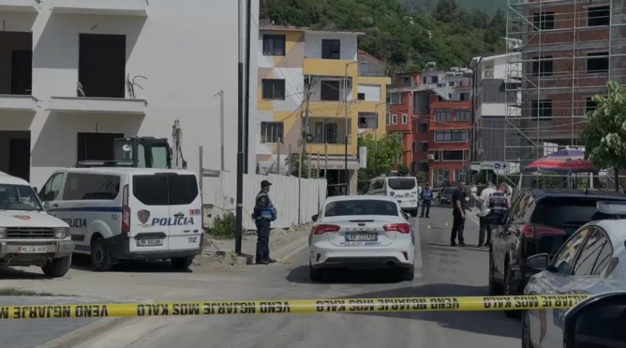 Konflikti me armë pranë Gjykatës së Laçit, 5 të plagosur, mes tyre shitësja e qirinjve! Identifikohet autori