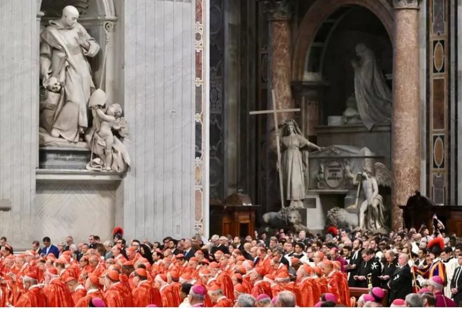 Konklava nis mes basteve dhe shanseve! Ja kur do të zgjidhet Papa i ri dhe kush do të jetë trashëgimtari i Françeskut